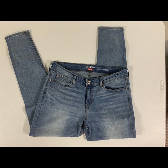 Jeans - Picture 4 of 6